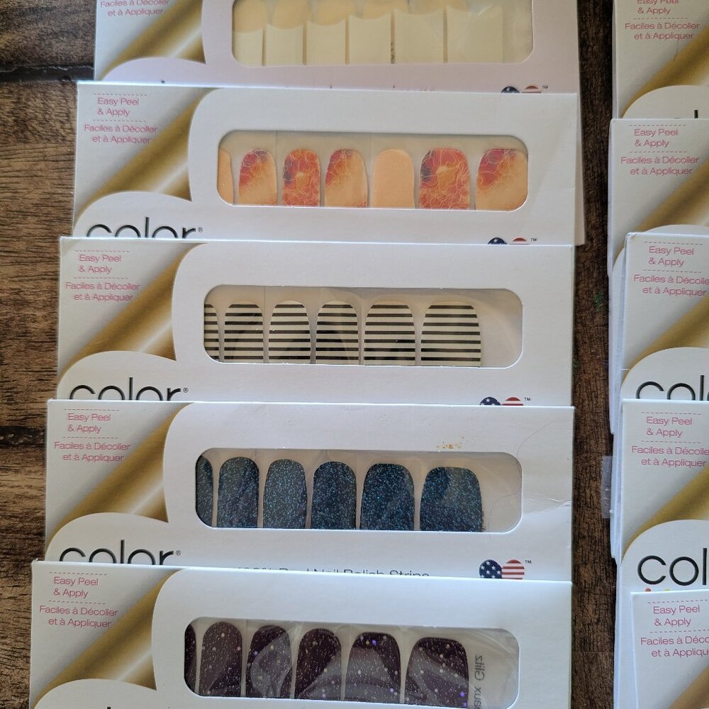 Color Street nail polish strips
